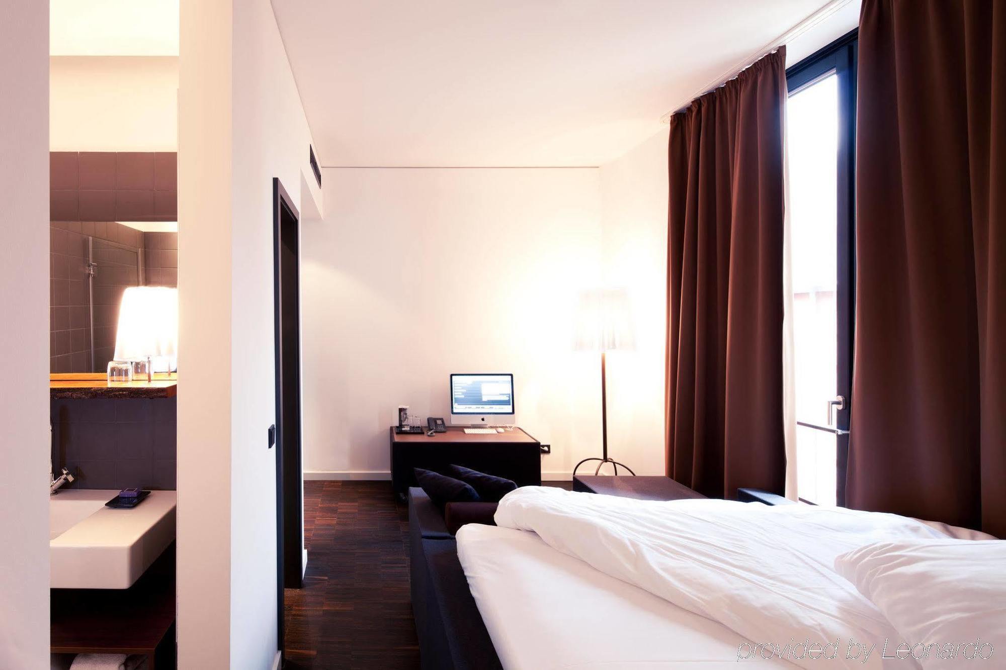 Hotel The Weinmeister Berlin-Mitte - Adults Only Chambre photo